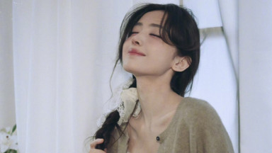 古力娜扎的毛衣穿搭，软糯香甜！