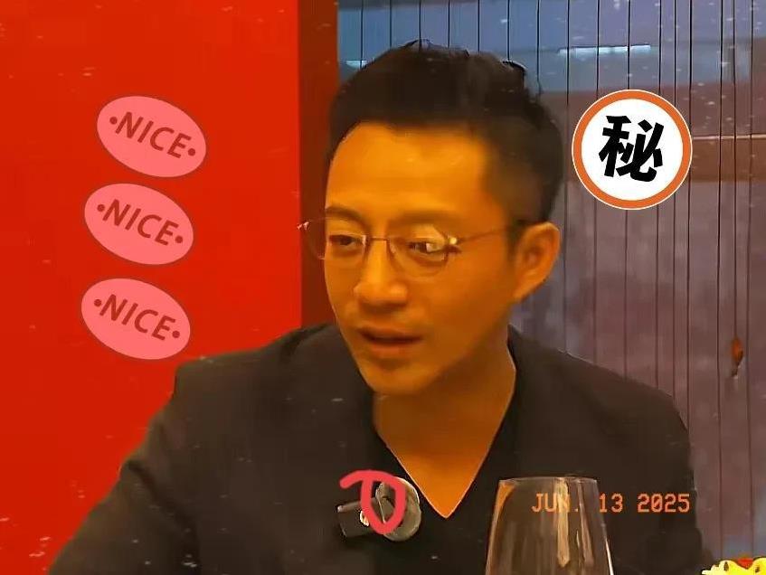 被媒体标签骗惨，
直播里的汪小菲
嘴皮子和情商都在大气层！
汪小菲真的是一个温文