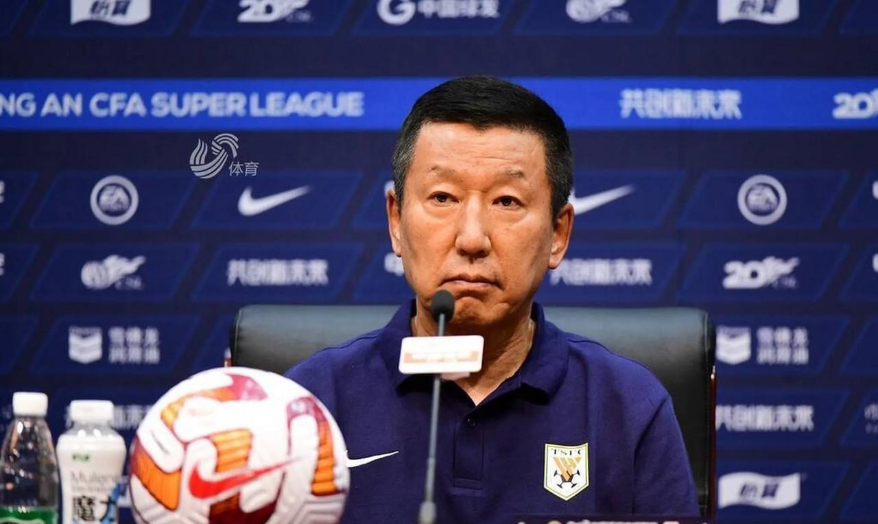 泰山1：6国安，赛后崔康熙很生气，犀利批评吴兴涵！
“这场德比赛很重要，关乎排名