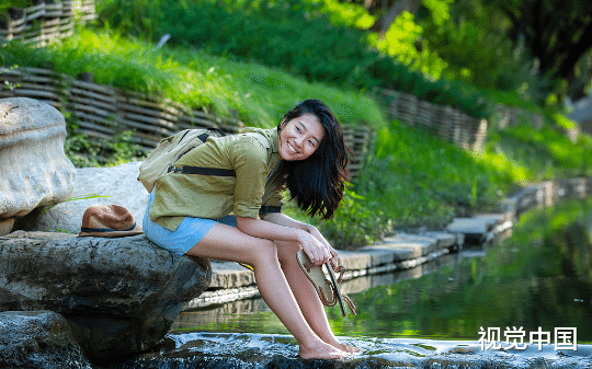 重生毒妇？白月光登门日，我笑迎克亲命格女：这一世请多指教！