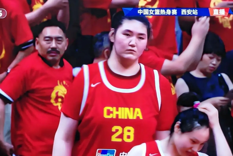虽然赢球却暴露两大问题。
中日女篮邀请赛西安站比赛，中国队101：92战胜日本队