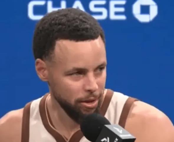 NBA常规赛，全场战罢，勇士以137-103战胜国王。
赛后，库里接受了记者采访