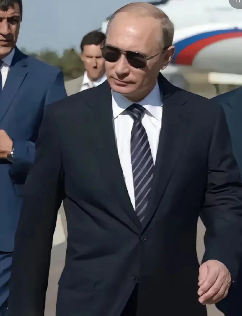 俄方想和谈 特朗普也掺和了











啥情况？俄罗斯突然说想赶紧结束