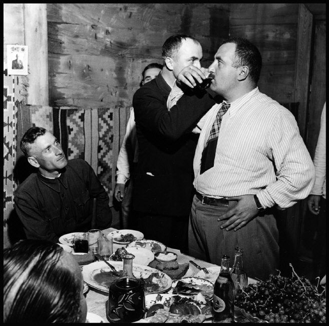 早，恰饭冇？（1947年格鲁吉亚）