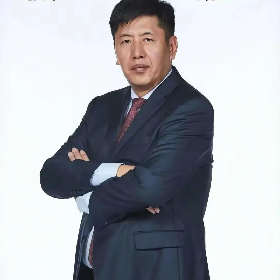 CBA联赛新赛季教练篇之倒霉的教练_丁伟
CBA联赛最奇葩教练是谁呢，丁伟肯定算