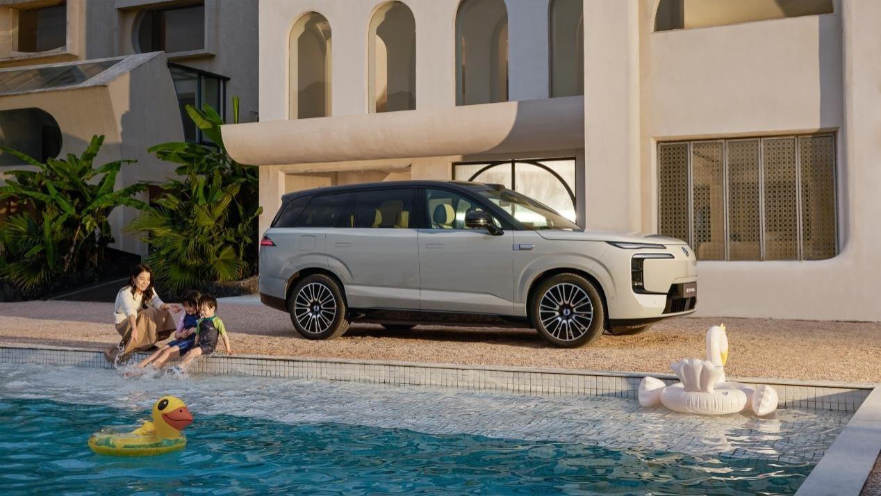 29.98万元起！腾势N8L大六座SUV上市，纯电续航230公里