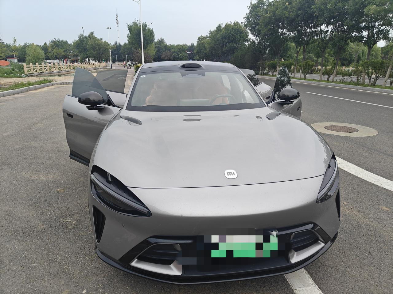 秋天第一辆车，哈哈不错哦