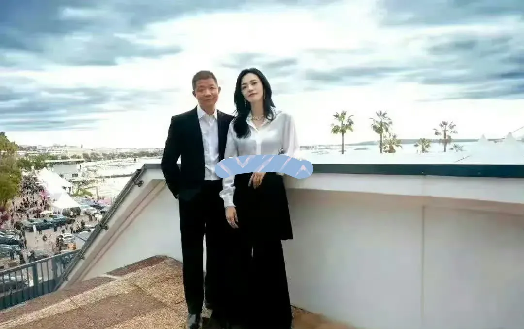 姚晨和她老公般配吗[哭笑不得][哭笑不得][哭笑不得][哭笑不得]