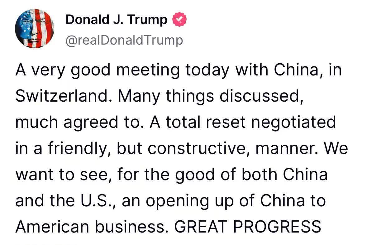 据说，两位大佬在瑞士碰面了。
谈啥了？
不知道。
只知道一方发帖说友好、建