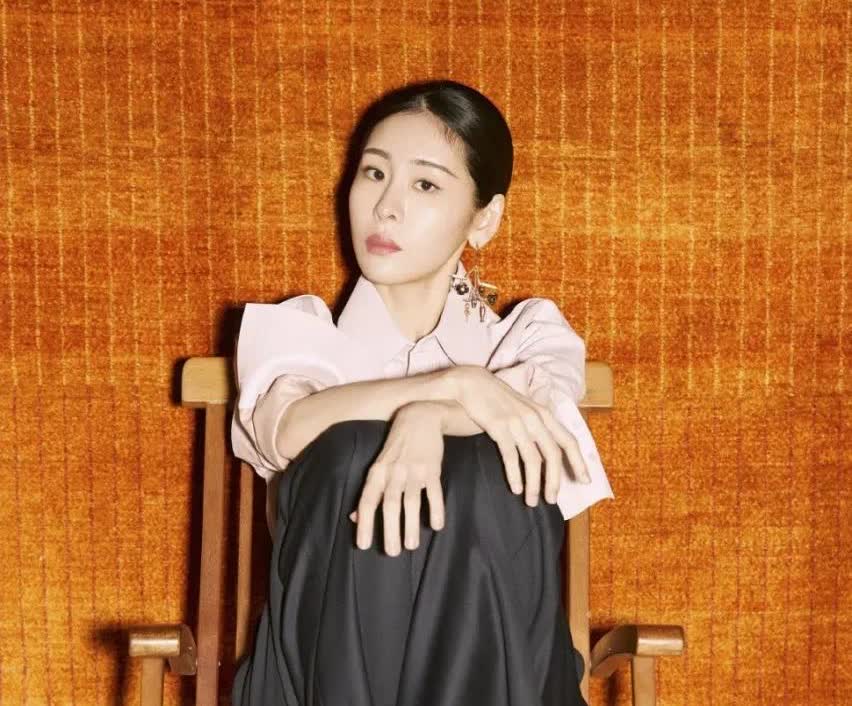 张碧晨，168cm，难道只有我一个人觉得脚难看吗？