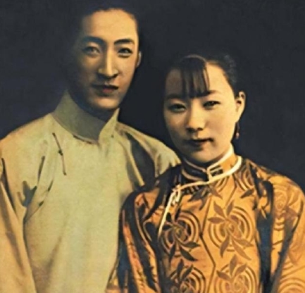 她是盛宣怀孙女，所嫁男人几度出轨后，她毅然携子离家，多年后街头再与前夫相见：他已