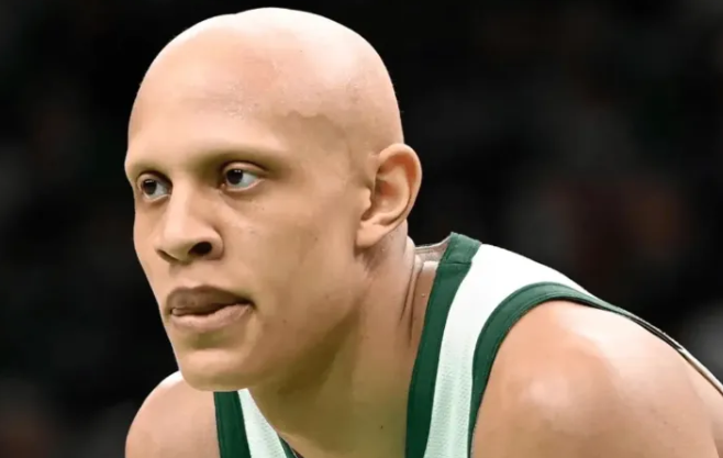 NBA常规赛，凯尔特人131-95击败灰熊。
赛后凯尔特人主帅乔-马祖拉在接受记