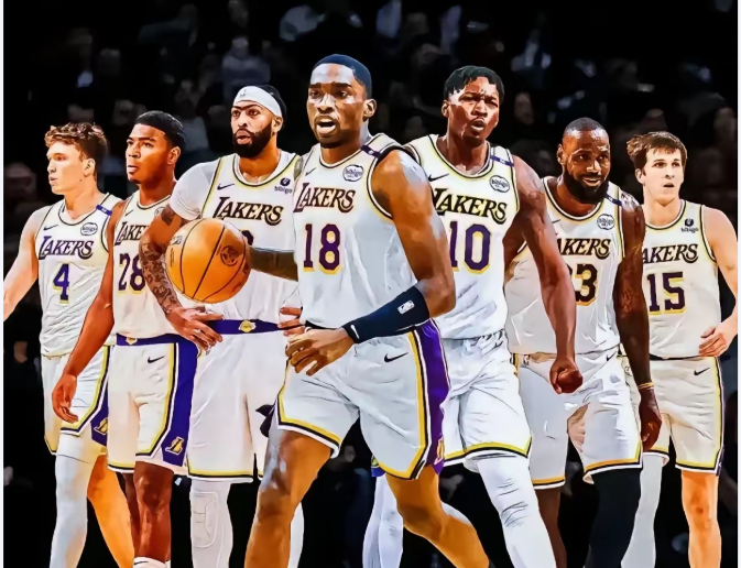 湖人里夫斯首发位置恐怕不保！

随着斯玛特加盟湖人，小李首发位置岌岌可危，下赛季