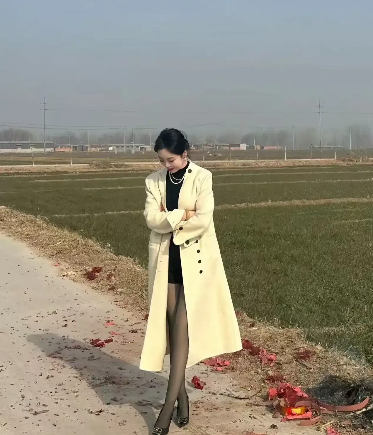 阿姨一枚，年龄两个数相加为8，你能猜到年龄，体重和身高各是多少吗？
