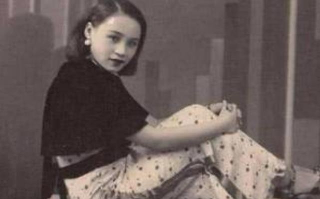 1928年，张作霖被炸得血肉模糊，临死时见的最后一个人是他最爱的五姨太。但是张作