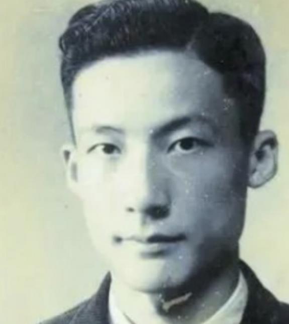 1949年，毛人凤下令处决朱君友，可朱君友被带出牢房后却发现，负责押他上刑场的2