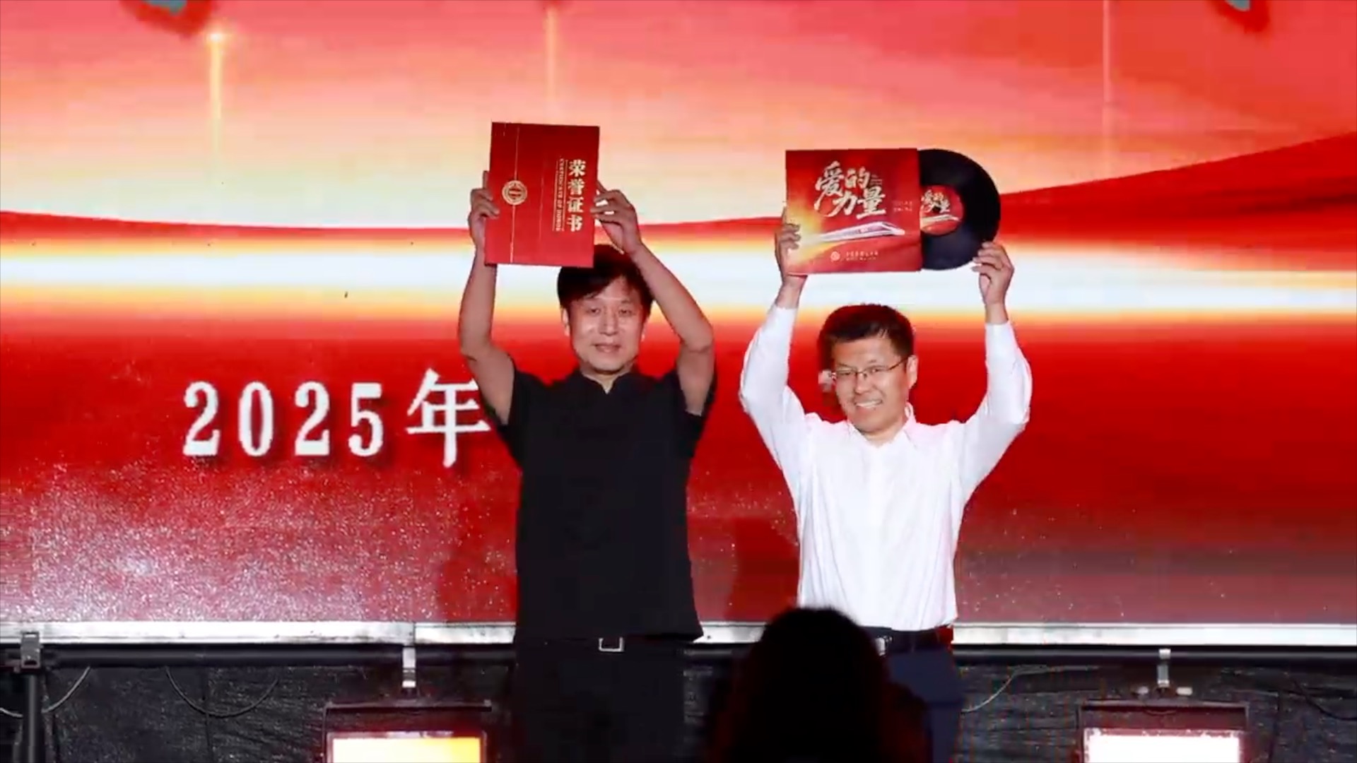 沃石唱片推出《我的深情为你守候》童声合唱版本​，天籁诠释深情！