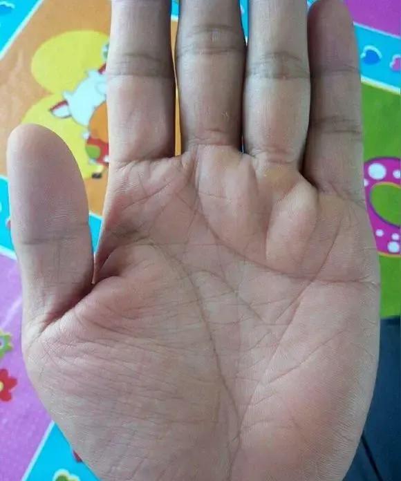老师。。。真的吗
真的后面会有财运吗
一路太辛苦，努力太多 没有回报
可以肯定，