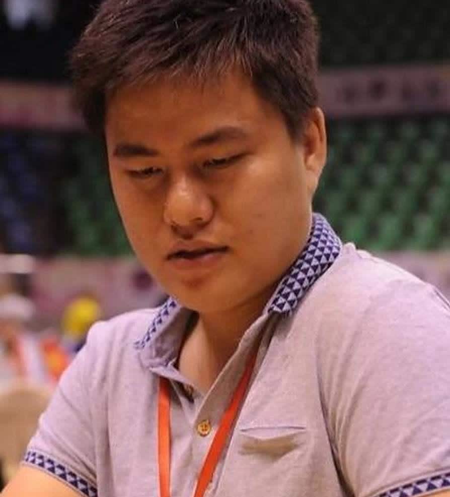 象棋世锦赛，越南赖理兄夺冠！
      中国棋手尹昇没能挡住赖理兄的攻势，最