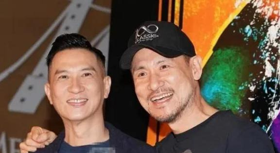 张学友兄弟反目成仇











想不到啊，歌神张学友和他哥张学智竟然为