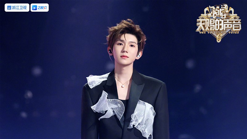 救命！《天赐的声音 6》开播遭群嘲，夸夸式点评把观众整破防了？