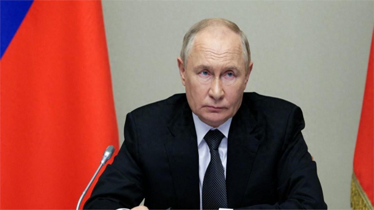 俄军出现异动，解决俄乌冲突的窗口来了？泽连斯基再看不懂就晚了