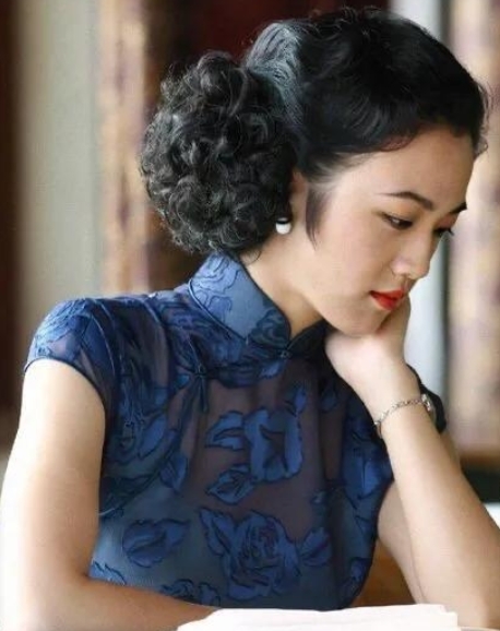 2006年，见到汤唯的李安导演，立即决定：汤唯就是王佳芝，通知章子怡不用来了。