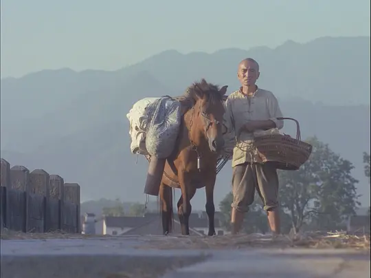    《菊豆》这部电影里，每个人物的形象都很鲜明。菊豆刚开始本分善良，因为遭到丈