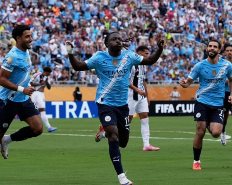 曼城5-2尤文小组第1出线！

国际足联世界俱乐部杯小组赛第3轮，尤文图斯对阵曼