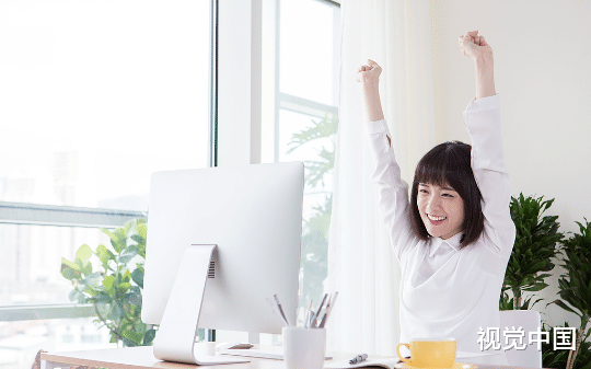 重活一次，我意外获得了读心术，这一次欠我的都要拿回来。