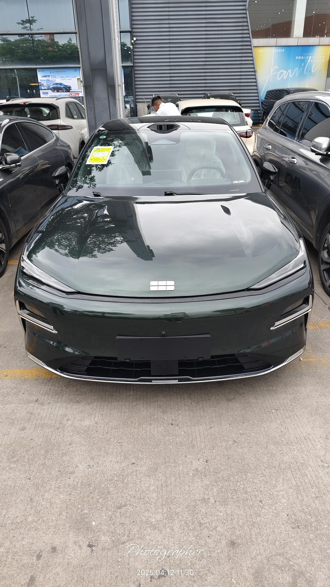 星耀8和A7对比
星耀8优点
1.外观真的非常帅，帕拉4 8不是吹的
2.内饰高