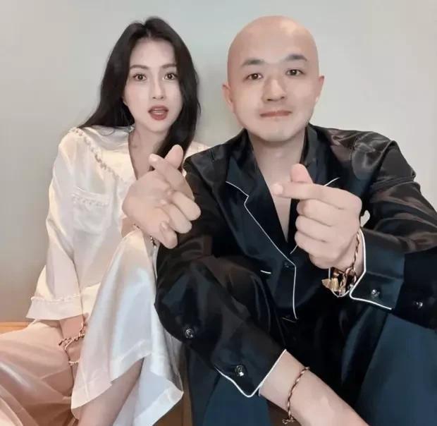 【爆！包文婧产后抑郁狂怼闺蜜：知道说话难听但改不了，三胎计划彻底凉凉？】
娱乐圈