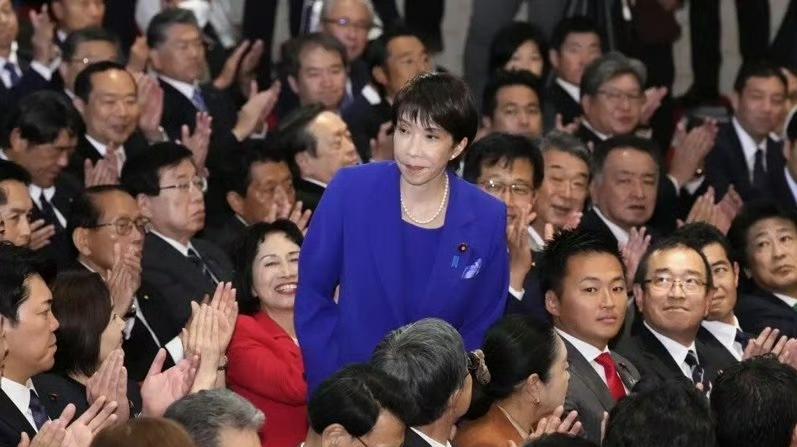 高市早苗笑到了最后，有可能成为日本历史上第一位女首相，不过高市早苗却坚定的反对女