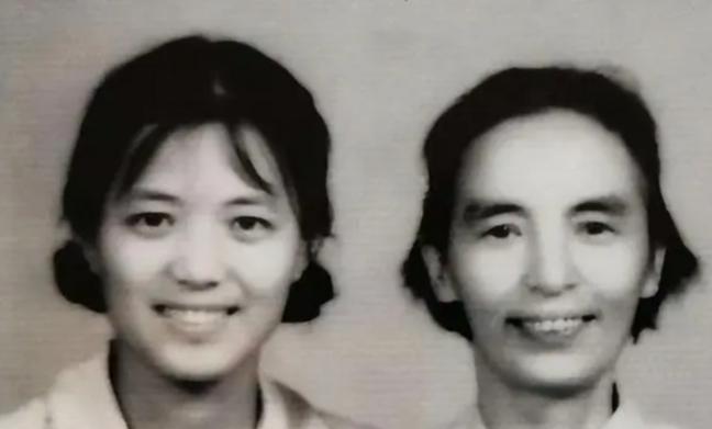 半夜1点，27岁司令员叶飞，刚躺床上，突然，警卫员拽着1个身材曼妙的姑娘，破门闯