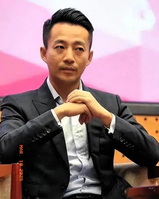 大家好，今天来和大家聊聊汪小菲起诉具俊晔以及抚养费纠纷这件事儿。

重点在于，汪