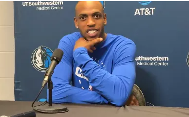 奇才与独行侠完成球员交易，详细的交易筹码为：
独行侠送出安东尼-戴维斯、杰登-哈