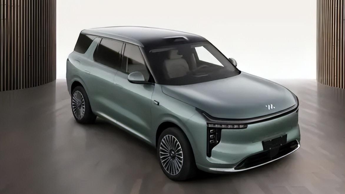 智己LS8申报图曝光，车长超5米，轴距超3米，增程版配65度大电池