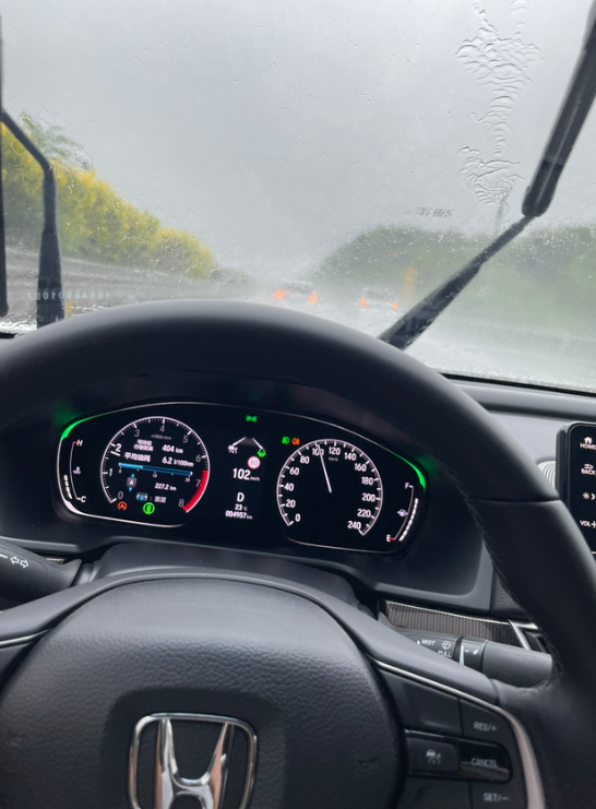 22款雅阁 幻夜尊贵 加油频繁跳枪

燃油1.5t，提车目前5个月6500公里，