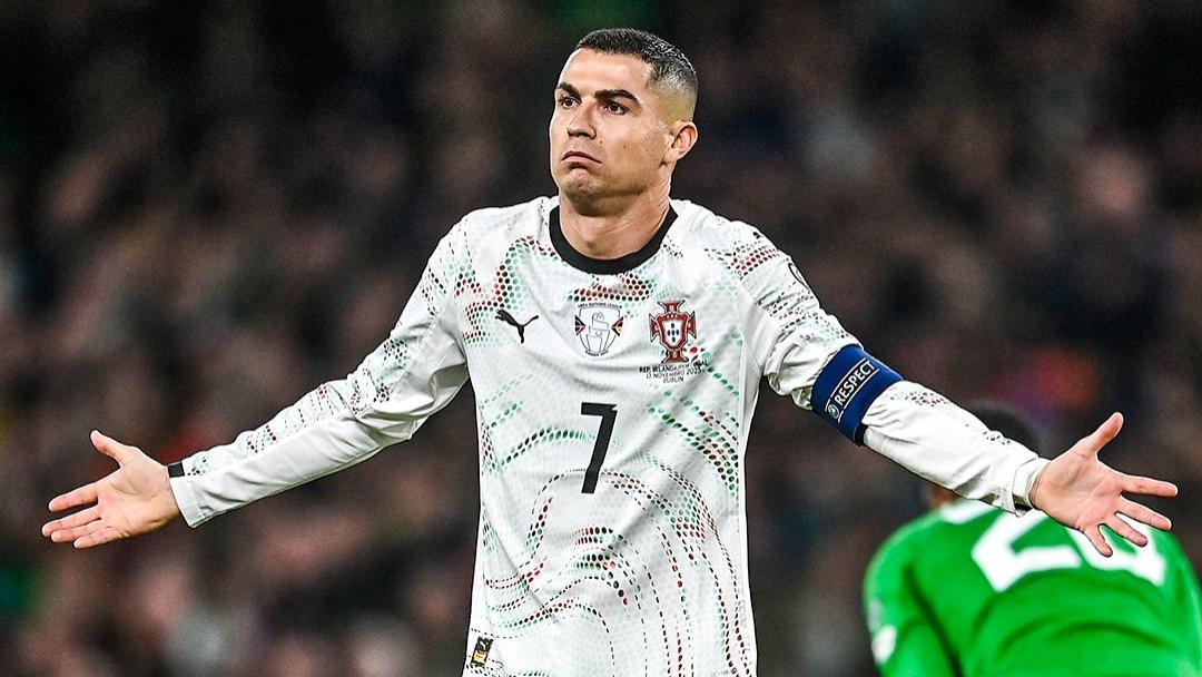 C罗染红葡萄牙爆冷告负，历史性世界杯壮举被迫推迟