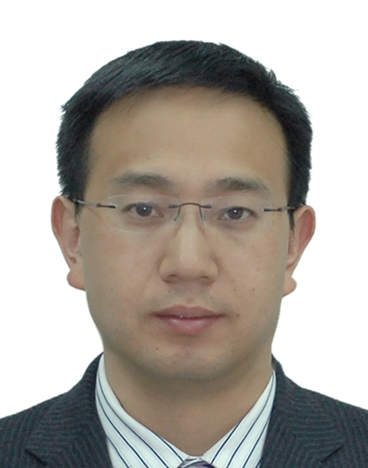 张涛，1975年生于四川苍溪，19岁时即1994年参加高考考上大学本科，就读于四