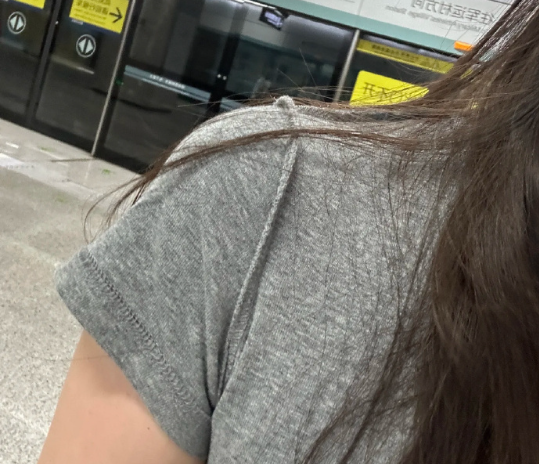 这就是早起上班的后果吗 ​​​

