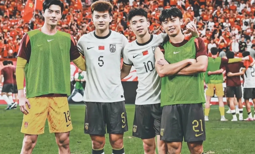 U23国足出线，中超球队贡献度排名
1，浙江
2，上海海港
3，青岛西海岸
4，