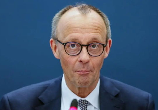 德国新政府，副总理亲华，外长强硬，总理藏得很深
德国新政府即将上任，其中有几名关