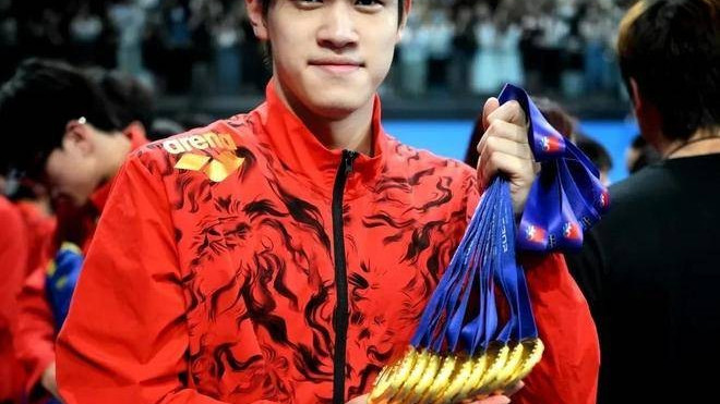 外媒：潘展乐如今和波波维奇不是一个级别，46秒71足够战胜中国潘