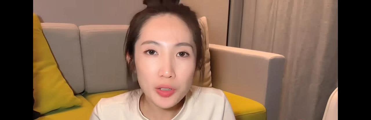谁能想到每天吃吃喝喝的李闹闹小樊姐竟然买车的钱都没有凑够，这就是单职工家庭的窘迫