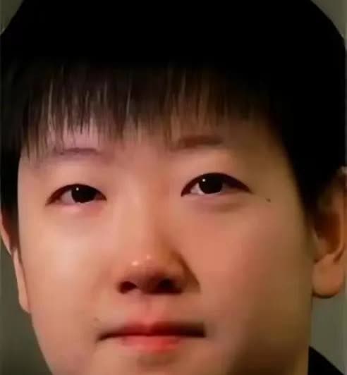 孙颖莎未入邱怡可组的关键

不在实力厚薄，也不在过往情分，

而是教练组