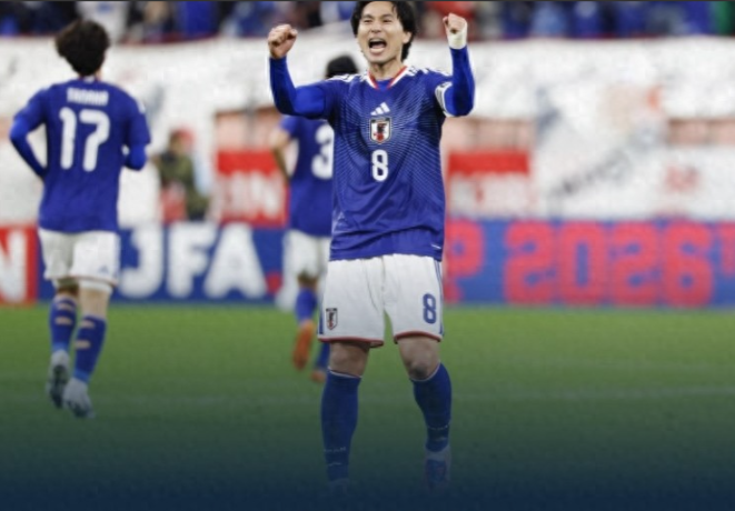 1月14日晚上18:20，麒麟杯，日本坐镇丰田体育场迎战加纳。上半场，南野拓实破