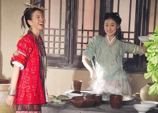 少女角色还得少女来演，真的灵动。

