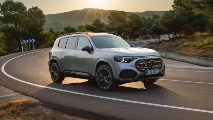 全新二代梅赛德斯-奔驰GLB亮相！入门7座纯电SUV，续航631公里