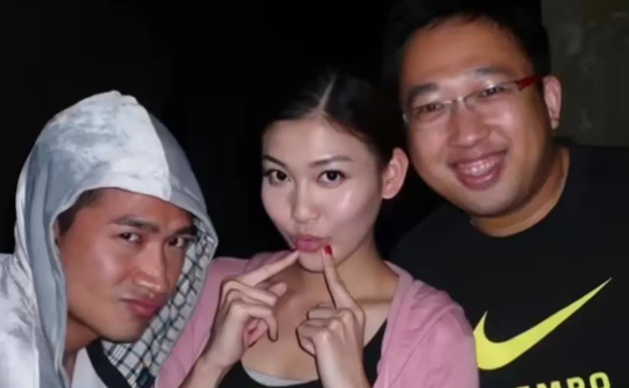 何晟铭说于丫头如果找他拍戏他还会回来，哪有隔夜仇[吐舌]